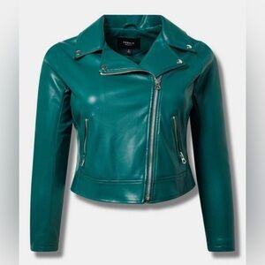 #594 - Torrid Faux Leather Moto Jacket Botanical Garden Green Pockets Zipper